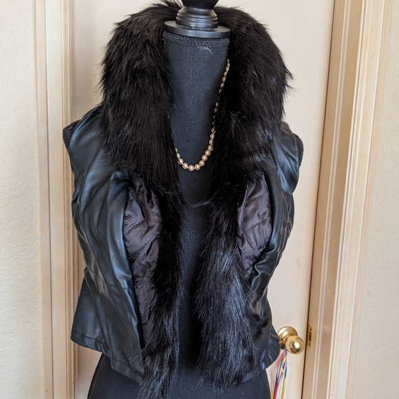 Jackets & Blazers - Faux Fur/Leather Vest